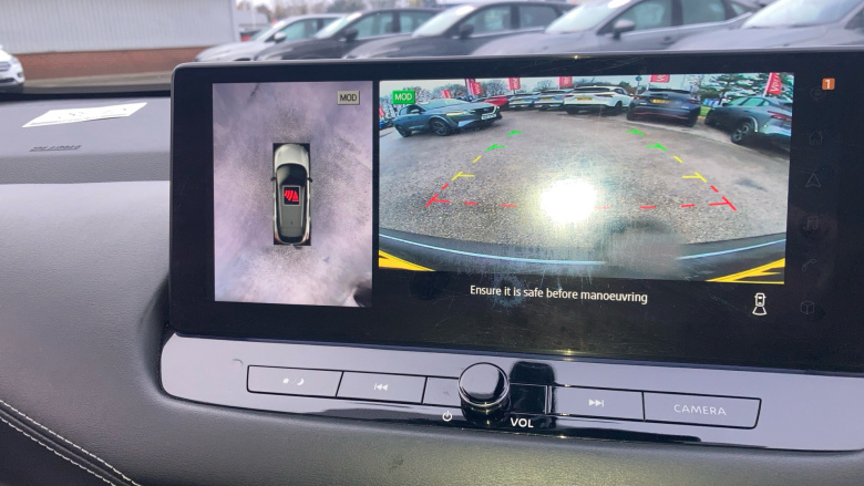 Nissan Qashqai 1.3 DiG-T MH N-Connecta 5dr Petrol Hatchback